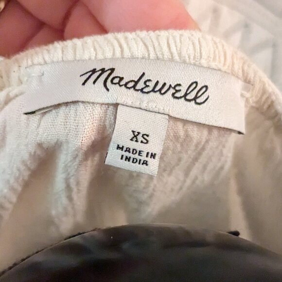 Madewell | Embroidered Peasant Top - Picture 6 of 7